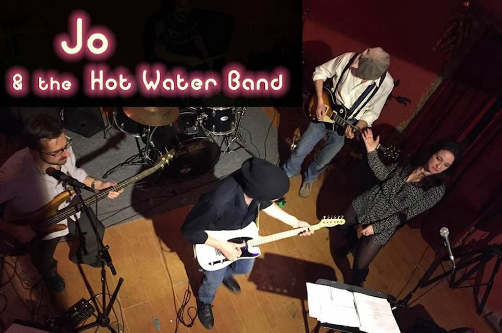 Dec 2 Jo and the hot water band@Salud Nlgx
